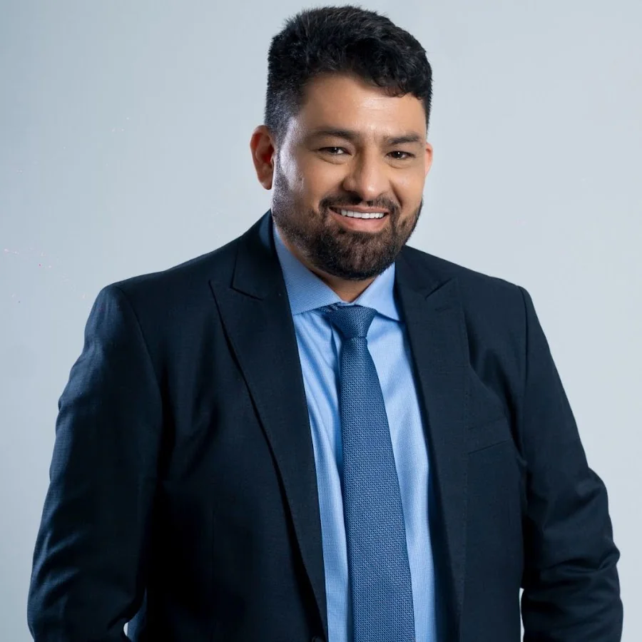 Carro financiado com parcelas atrasadas: organize a situação antes que a urgência escolha por você